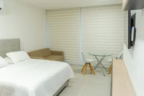Suite 1622 - Image 4