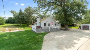 Rock River Cabin - Image 2