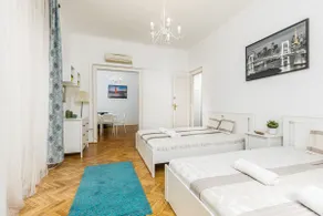 Nice Home with balcony in SYNAGOGUE AREA Nightlife - Image 5