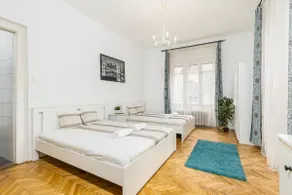 Nice Home with balcony in SYNAGOGUE AREA Nightlife - Image 3