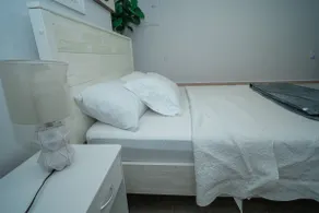 One Bedroom for Longer Stays - Image 2