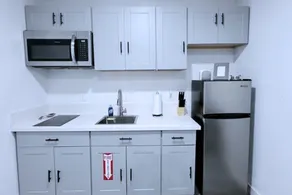 Grey Spring Suite - Image 3
