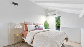 Stunning Loft in Leafy Edge Hill - Image 5