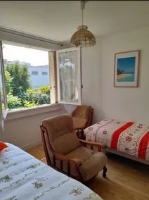 Cozy house and spacious garden, Greater Paris - Image 2