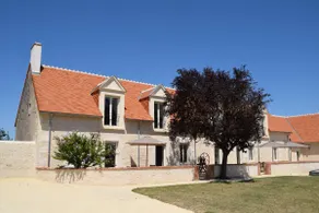 Le Grand Beaumont spacious house, private pool - Image 5