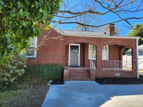 Lucky 13 Retreat – Cozy 2BR Near Downtown GVL - Image 5
