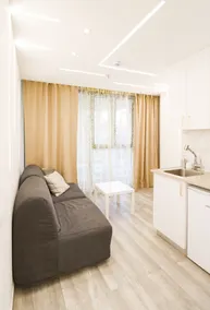 Renovated Studio in the Action 1 - Image 2