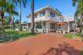 Beach Paradise Family Fun Beach Home big Terrace w - Image 2