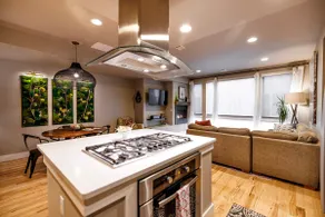 Heart of LoHi | Private Rooftop | Hot Tub - Image 4