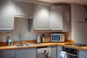 Secret View Cottage, A Hidden Gem in Terrington - Image 4