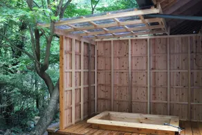 Guest house garbage - room with wood stove & tatami - Image 4