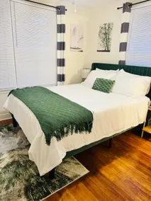Rosewood Retreat-Pet Friendly|Stadium|Ft Jackson - Image 5