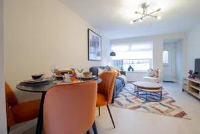 Hawick House - Stylish 2-Bed in Coatbridge. - Image 5