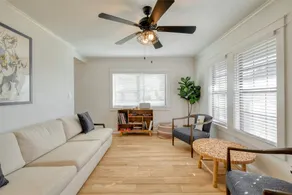 Fully-stocked home w/cowboy pool & luxury beds - Image 3