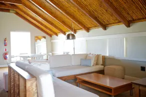 South Hill Vineyards - Villa (6 Bedroom) - Image 5