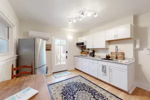 Inviting Remodeled Guest House in Central Nob Hill - Image 5