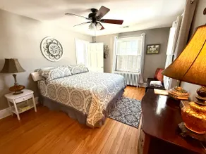 Whole 3 Bedroom House — Top of Old Town - Image 3