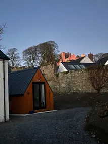 Celtic Rock Cabin - Image 2