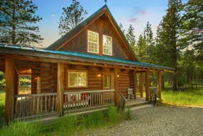 Flying Horseshoe Ranch Log Cabin - Image 2