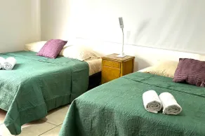 Amazing Apt in Prime Area W/ Free Parking + Patio - Image 2