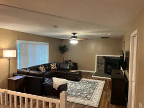 Vandalia Retreat - Image 2