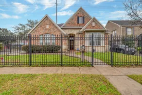 10BRM/Large Group/Jacuzzi/Hot Tub/GYM/ in Downtown - Image 2