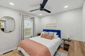 Charming 2-Bedroom. Close to everything - Image 4