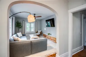 Bright & Spacious 3 BDRM- Near Cobbs Hill Park - Image 2