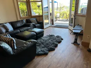 Rummelig privat lejlighed ved havnen. 20 min Seattle. Smuk udsigt året rundt! - Image 2