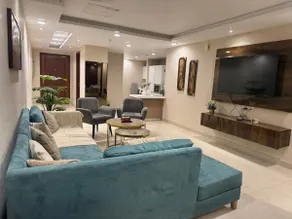 Goldcrest Apartments by Alvis Suite - Free Parking - DHA Phase 4 Lahore - Image 3