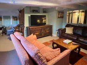 Maison Gloria Historic apartment in village centre - Image 2