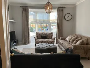 Renovated cottage close to beach - Image 3