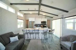 Quarry Meadows Resort Living ! - Image 2