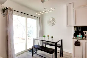 Modern Private 2BR Condo in Vibrant SoCo - Image 3
