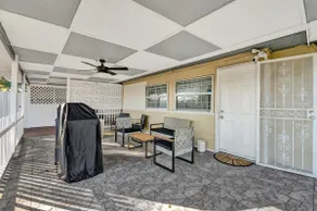 Firepit Grill & 3 Kings w/ TVs - Image 5