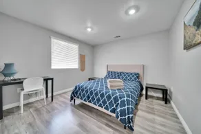I Bright & Spacious Home Near DTLA - Image 2