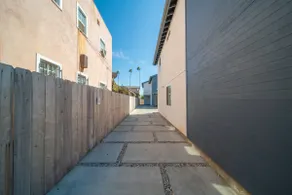 I Bright & Spacious Home Near DTLA - Image 5