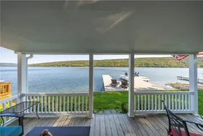 The Cove at Keuka * Waterfront Cottage * - Image 5