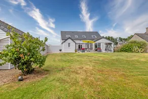 a chalet by the sea - Image 3