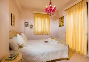 Νikolaos Villa with Private Pool, Playground & BBQ - Image 2