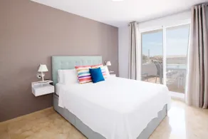 Perfect Beachside Penthouse - Image 4