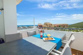 Perfect Beachside Penthouse - Image 2