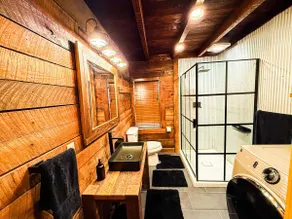 The Oaks | Cozy Farm | Hot Tub - Image 4