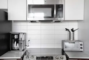 Stylish 1BR Retreat - Stunning NYC Views - Image 3