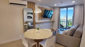 Houze - Image 2