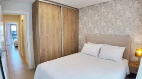 Houze - Image 3