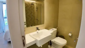 Houze - Image 5