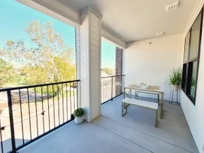 New 3bed/2bath Downtown - Image 5