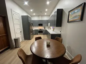 Beautiful Newly Renovated Former Shotgun Home - Image 4
