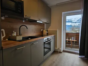 New, cozy retreat, 300 m to ski bus in Schladming Region - Image 5